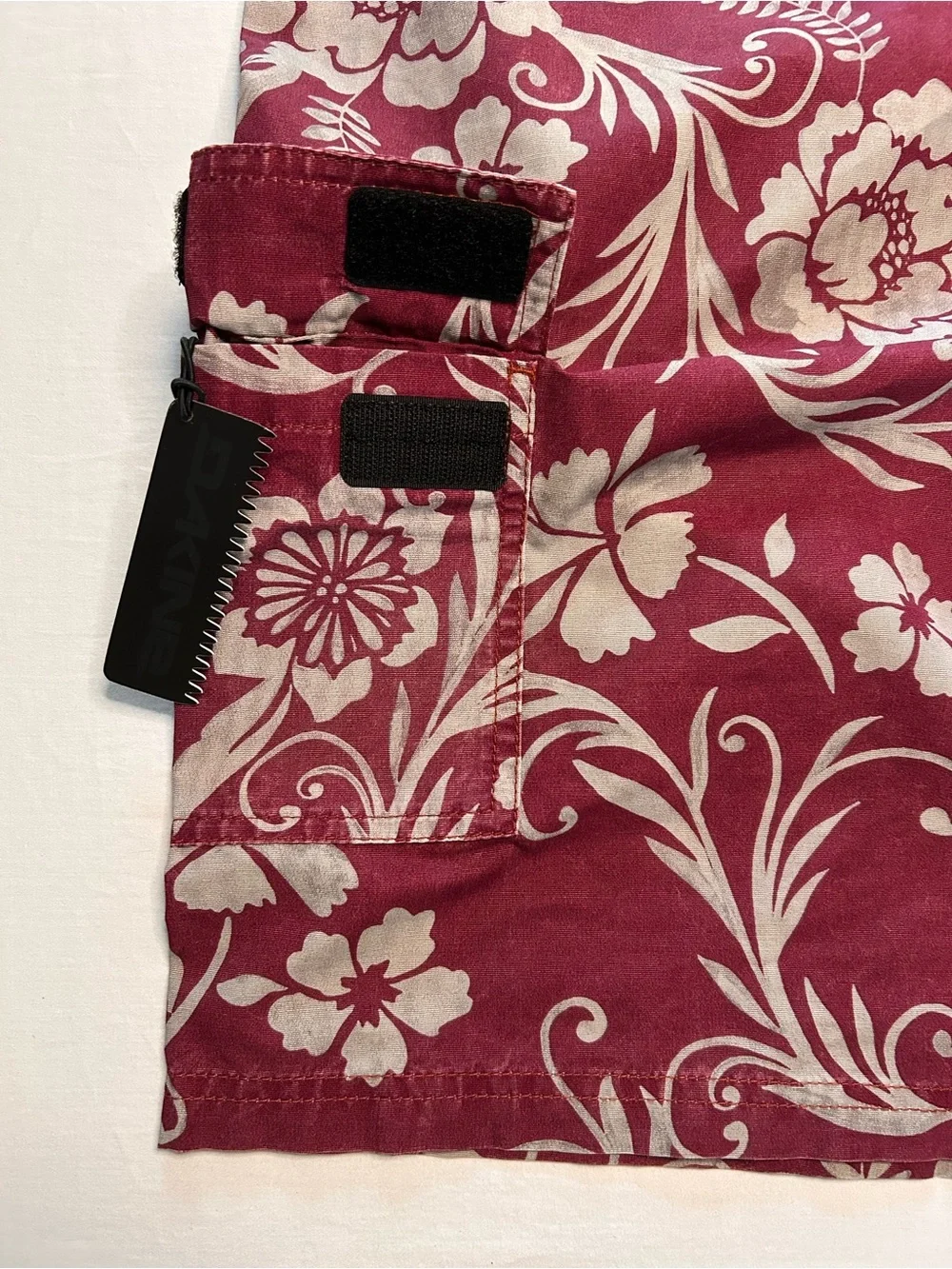 DaKine Hawaii Surf Co Board Shorts 38 Floral Red 21